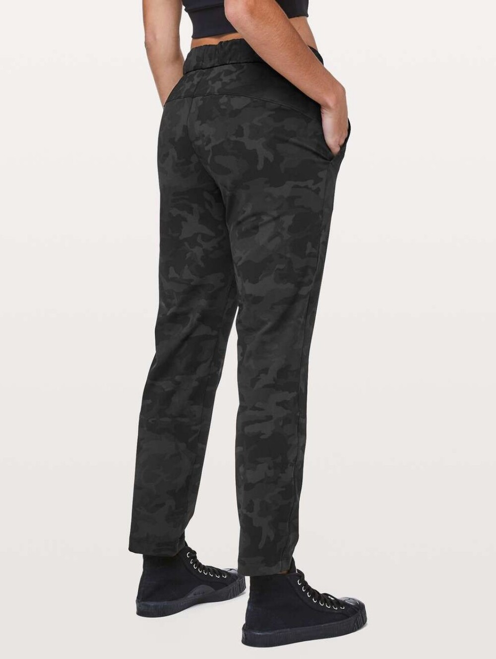 EUC- Lululemon On The Fly 28" Incognito Camo Multi Grey / Coal Pant Size 4 - Picture 3 of 9